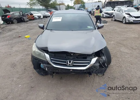 2013 Honda Accord Lx z USA, uszkodzony, nr VIN 1HGCR2F33DA080847